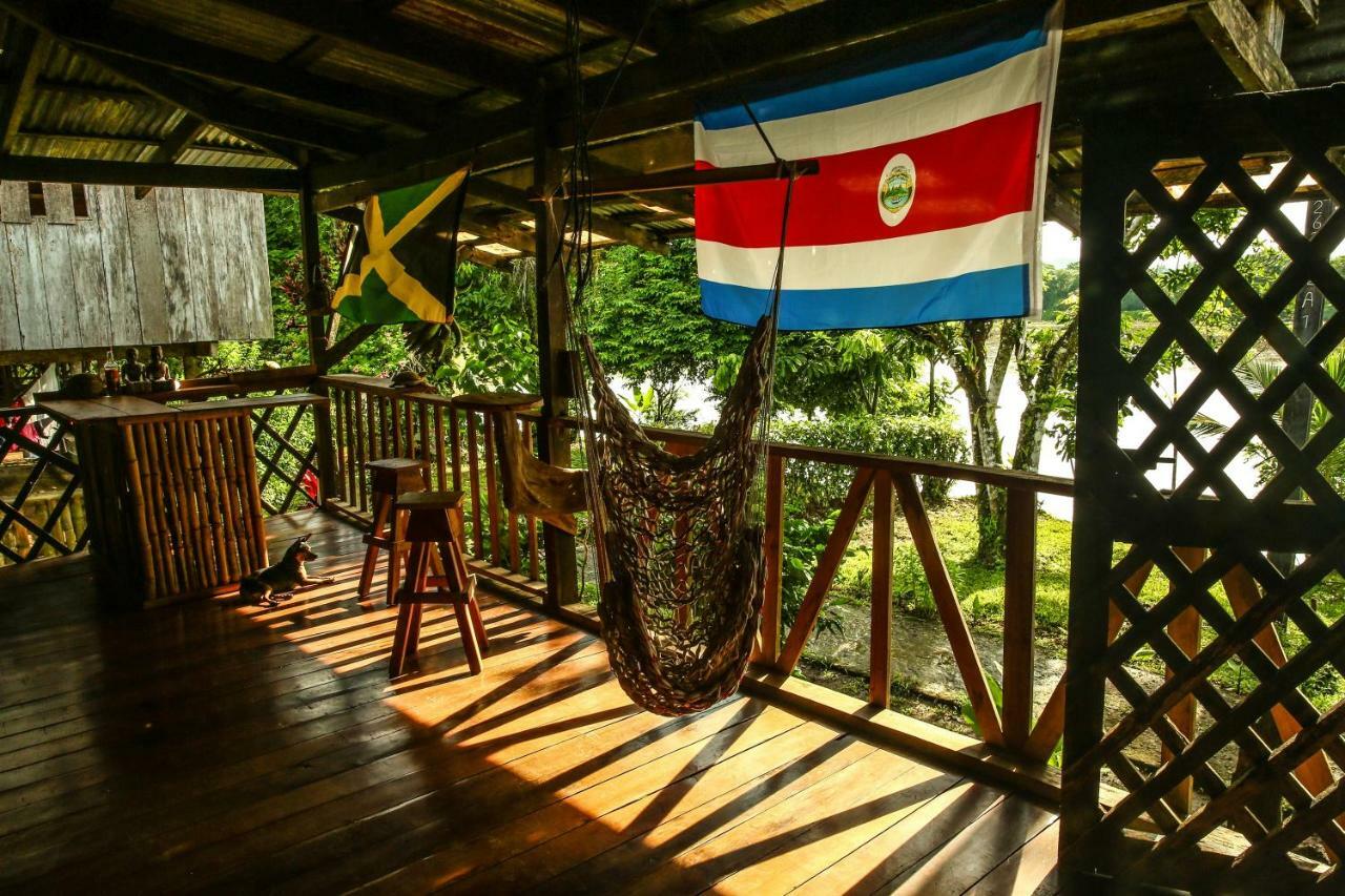 Tapir Lodge Santa Rita  Exterior foto